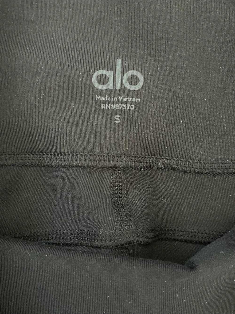 ALO Yoga very good